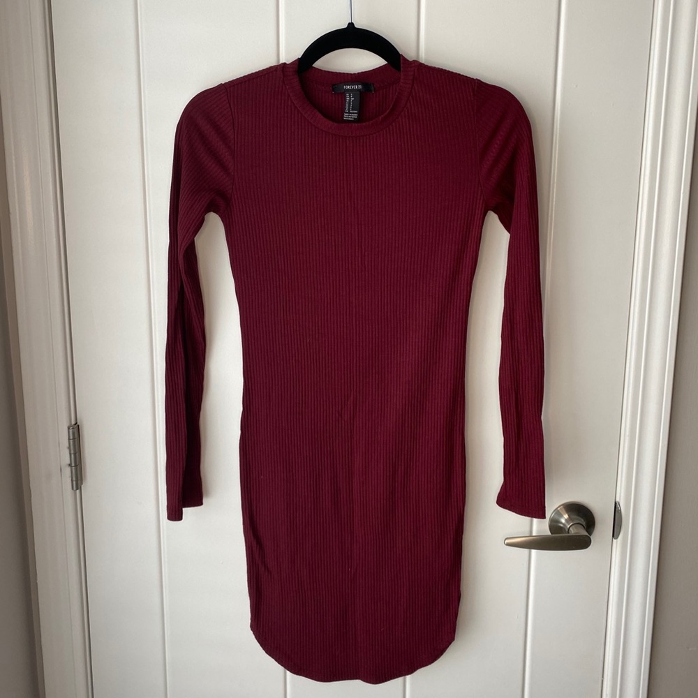 Burgundy body con dress
